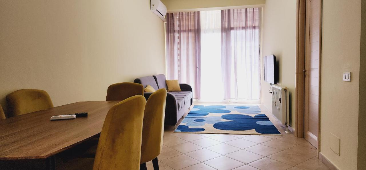 Pleasant Apartment With Free Dedicated Parking In Komuna E Parisit Тирана Екстериор снимка