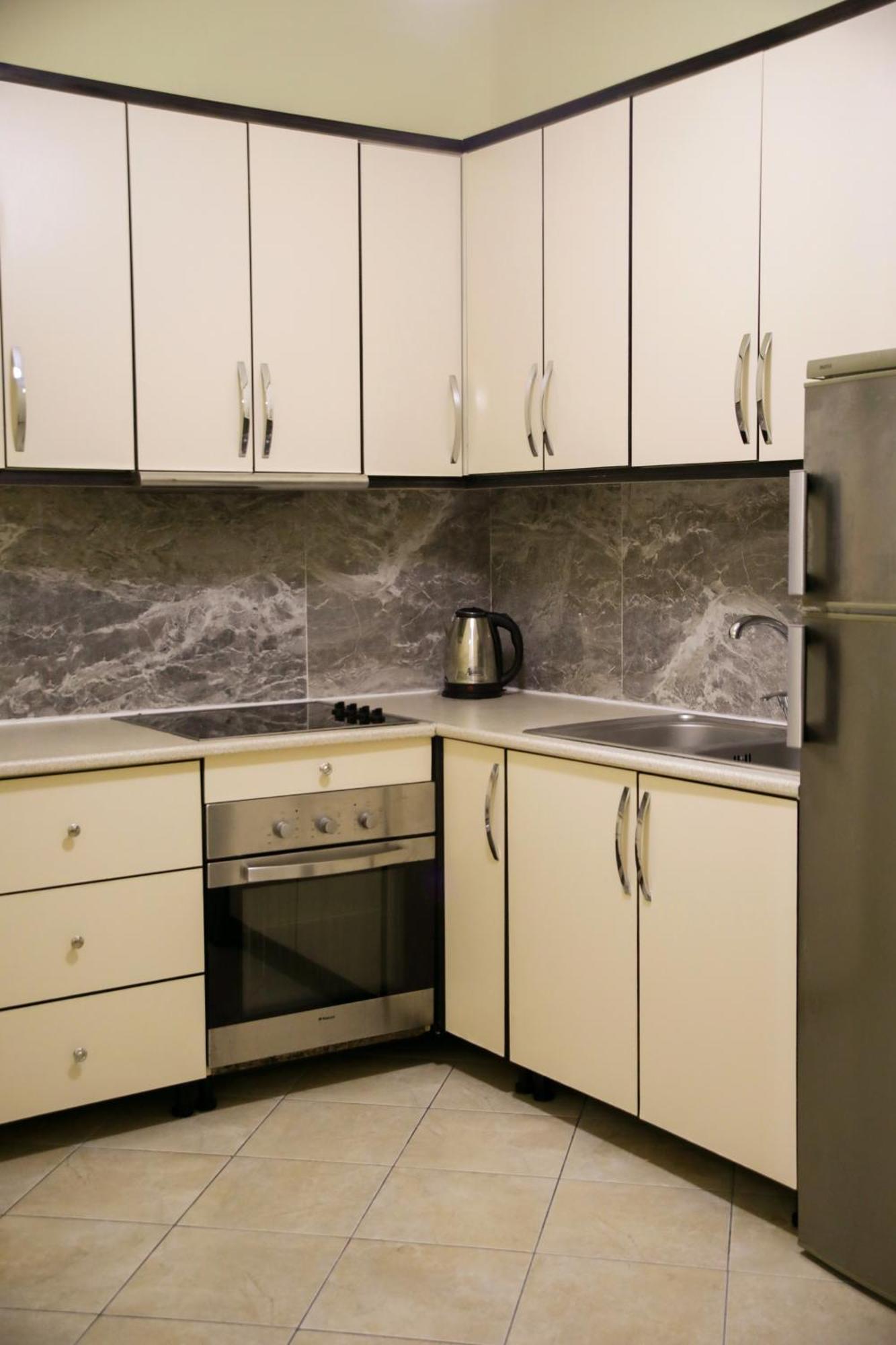 Pleasant Apartment With Free Dedicated Parking In Komuna E Parisit Тирана Екстериор снимка